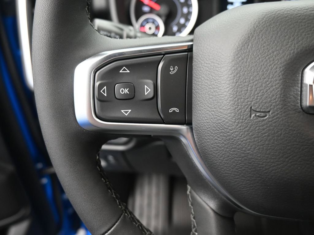 New 2026 RAM 1500 4x4 Crew Cab image 34