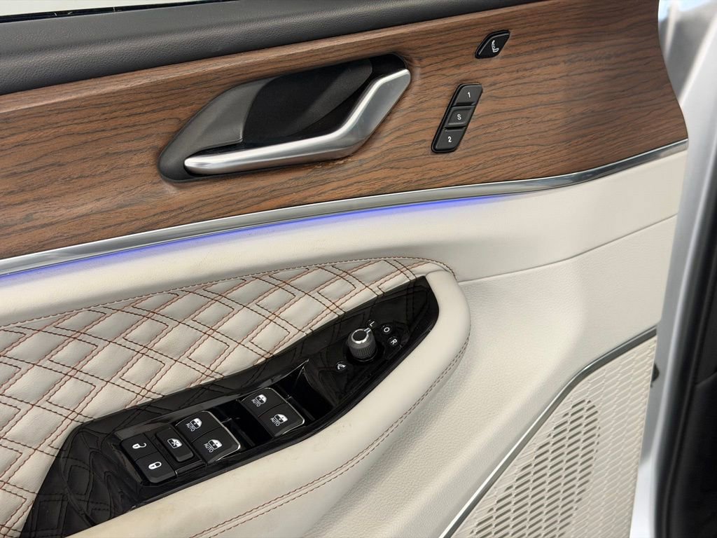 Used 2021 Jeep Grand Cherokee L Summit w/ Advanced Protech Group IV image 15