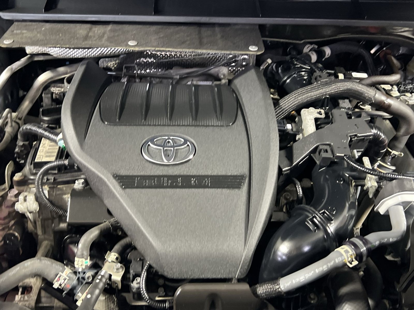 Used 2023 Toyota Highlander XLE AWD/4WD image 30
