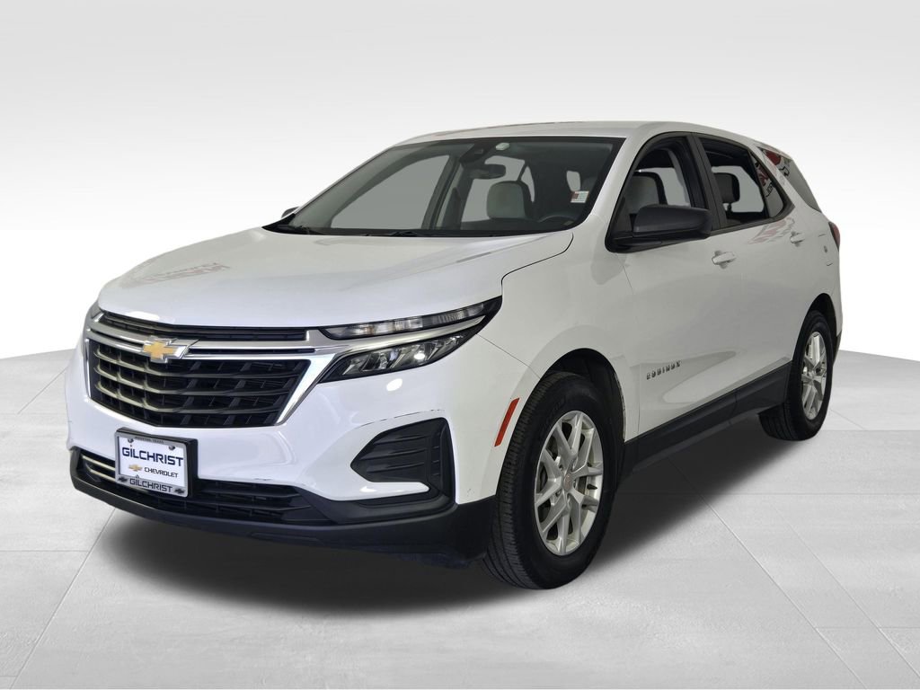 Used 2023 Chevrolet Equinox LS w/ LS Convenience Package FWD image 3