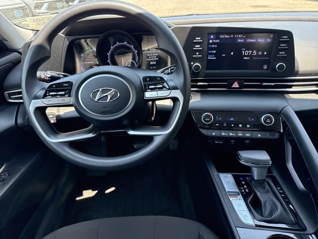 Used 2023 Hyundai Elantra Blue FWD image 20