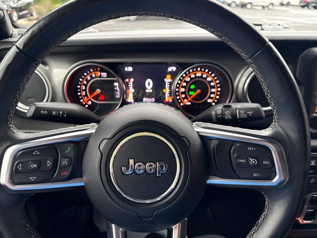Used 2018 Jeep Wrangler Unlimited Sahara AWD/4WD image 23