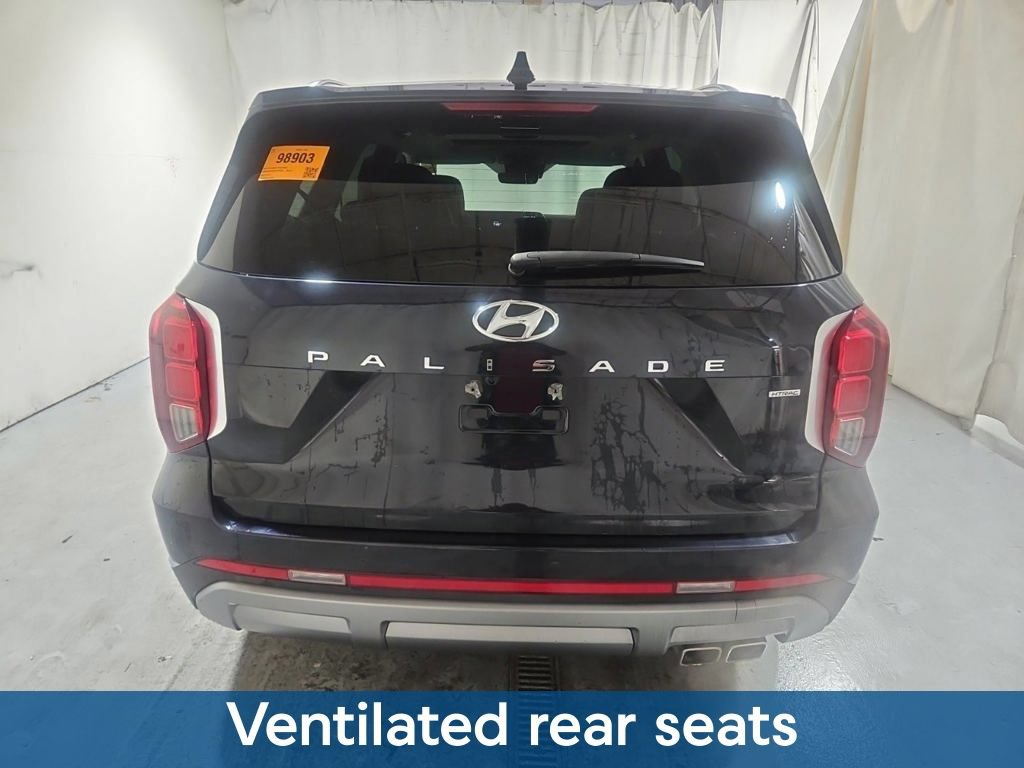 Used 2024 Hyundai Palisade Limited AWD/4WD image 17