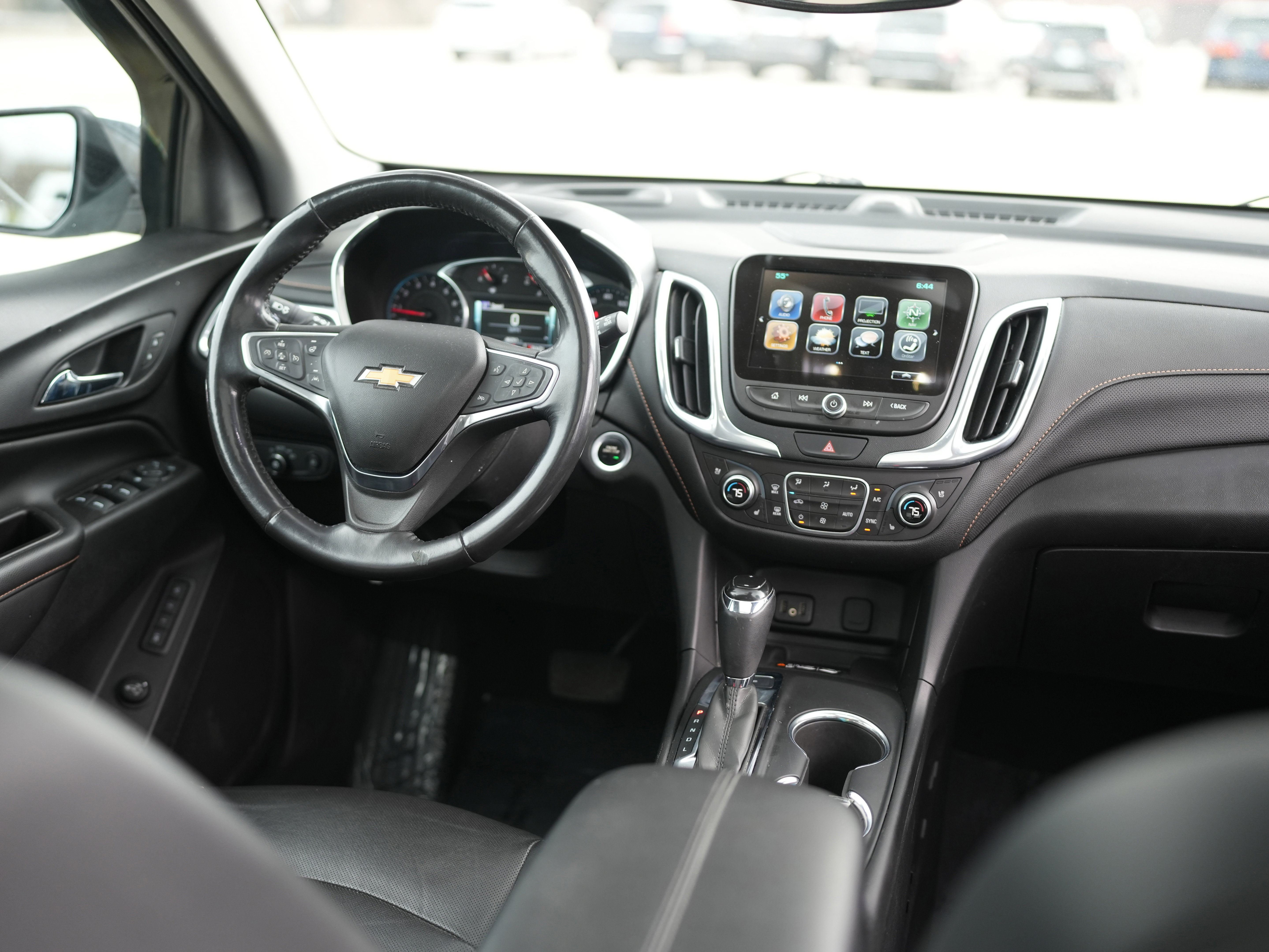 Used 2018 Chevrolet Equinox Premier image 26