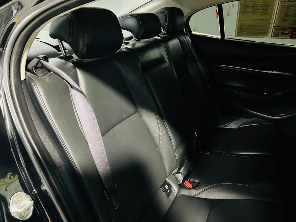 Used 2024 MAZDA MAZDA3 s FWD image 28