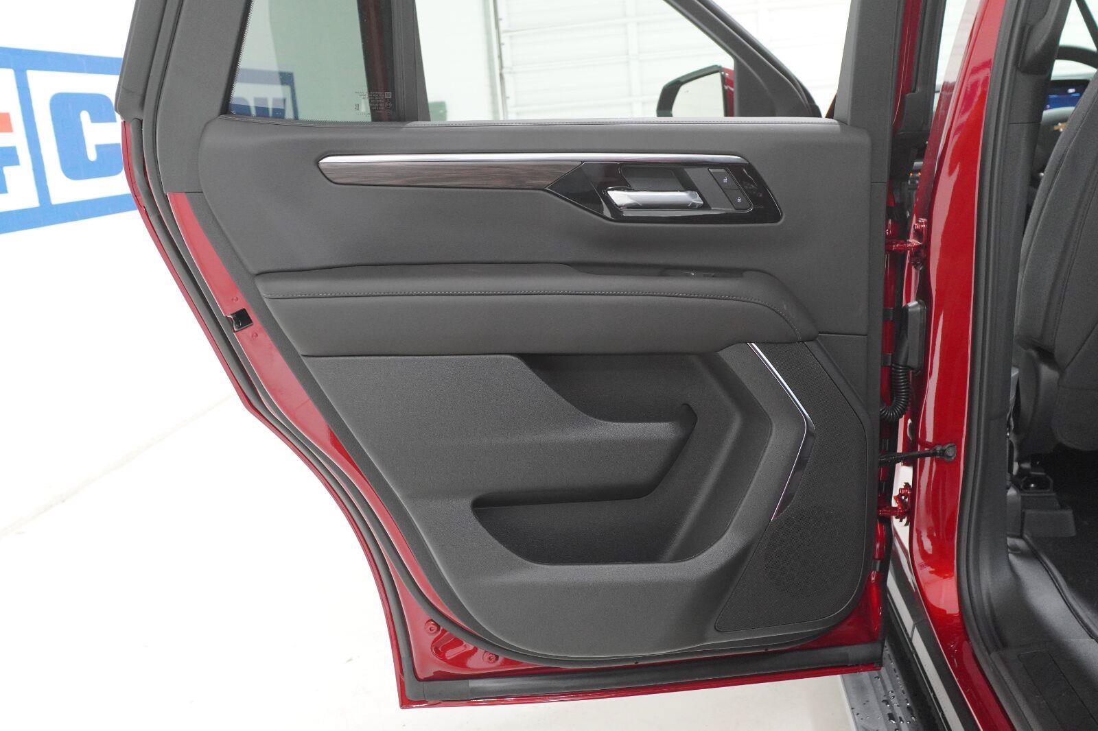 New 2026 Chevrolet Tahoe LS RWD image 34