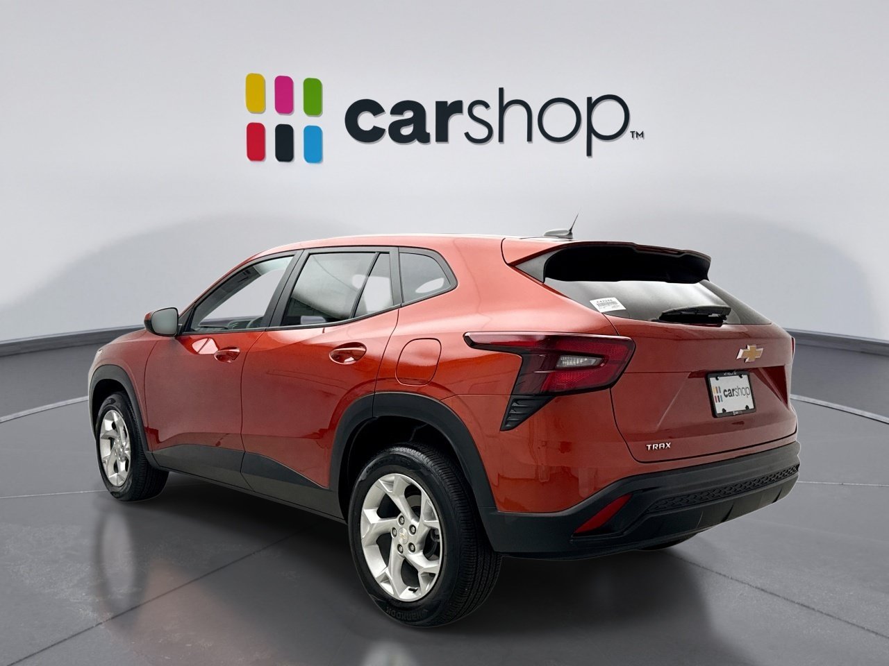 Used 2024 Chevrolet Trax LS w/ LS Convenience Package FWD image 3