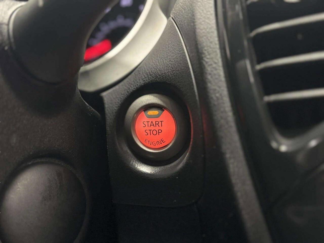 Used 2013 Nissan Juke SL image 28