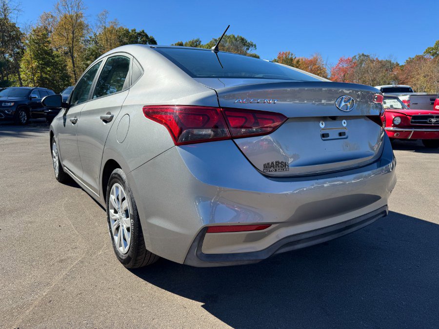 Used 2021 Hyundai Accent SE image 3