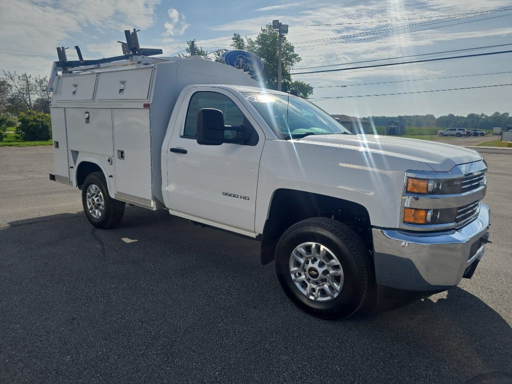 Used 2015 Chevrolet Silverado 3500 W/T RWD image 4