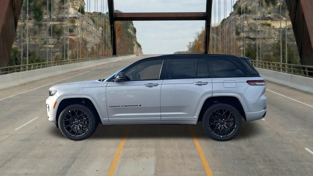 New 2025 Jeep Grand Cherokee Summit AWD/4WD image 5