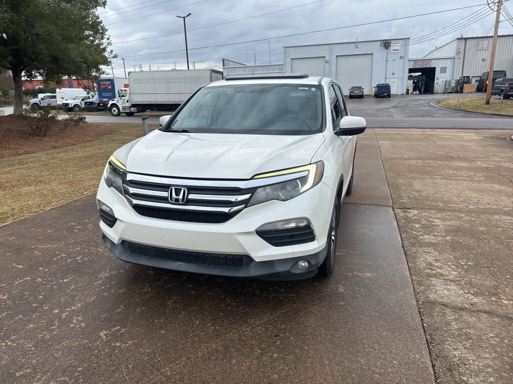 Used 2017 Honda Pilot EX-L image 4