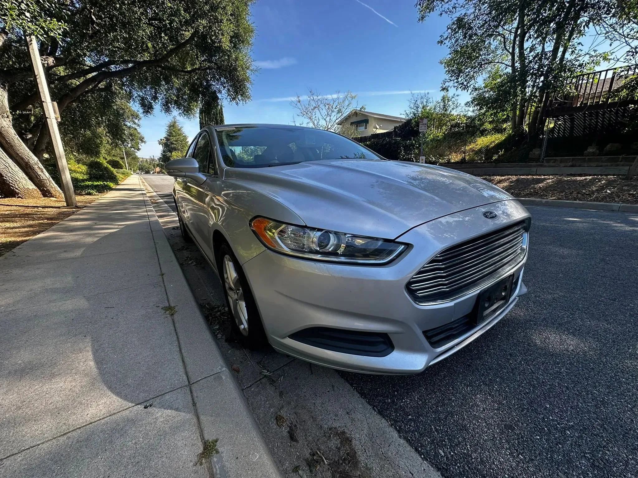Used 2016 Ford Fusion SE image 8