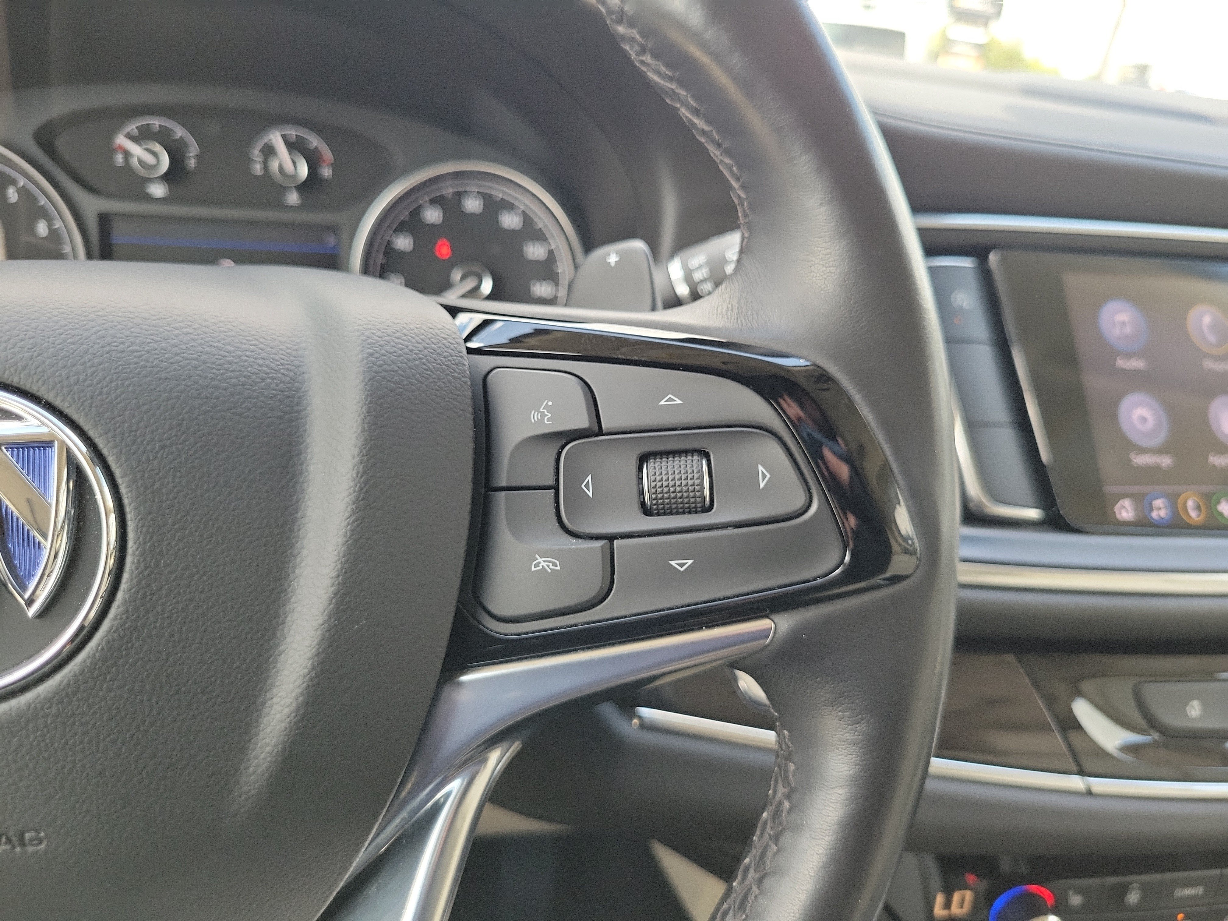 Used 2024 Buick Enclave Essence w/ Experience Buick Package FWD image 22