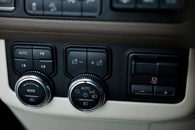 Used 2021 GMC Yukon XL Denali w/ Denali Ultimate Package image 20