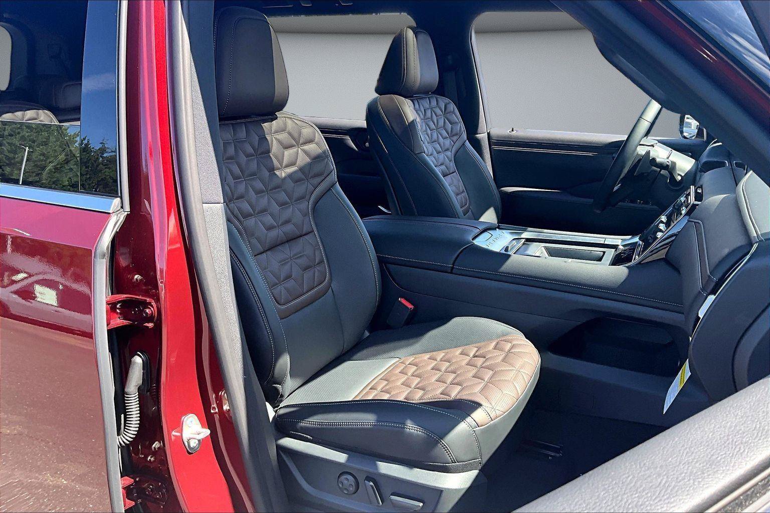New 2026 Nissan Armada Platinum AWD/4WD image 12