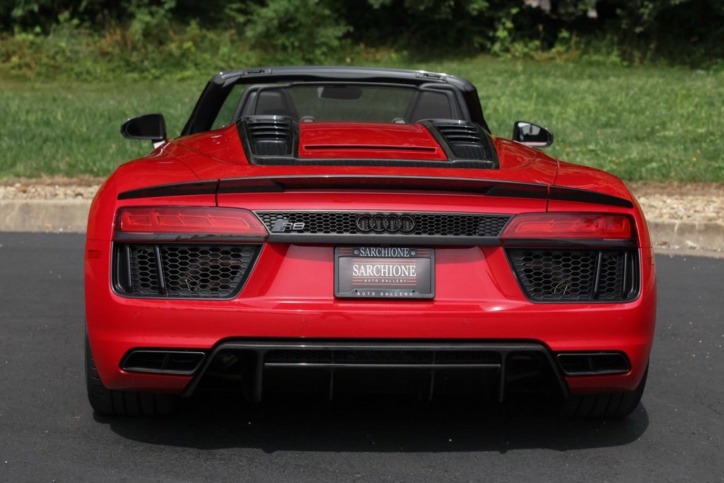 Used 2018 Audi R8 V10 plus w/ Full Leather Package image 16