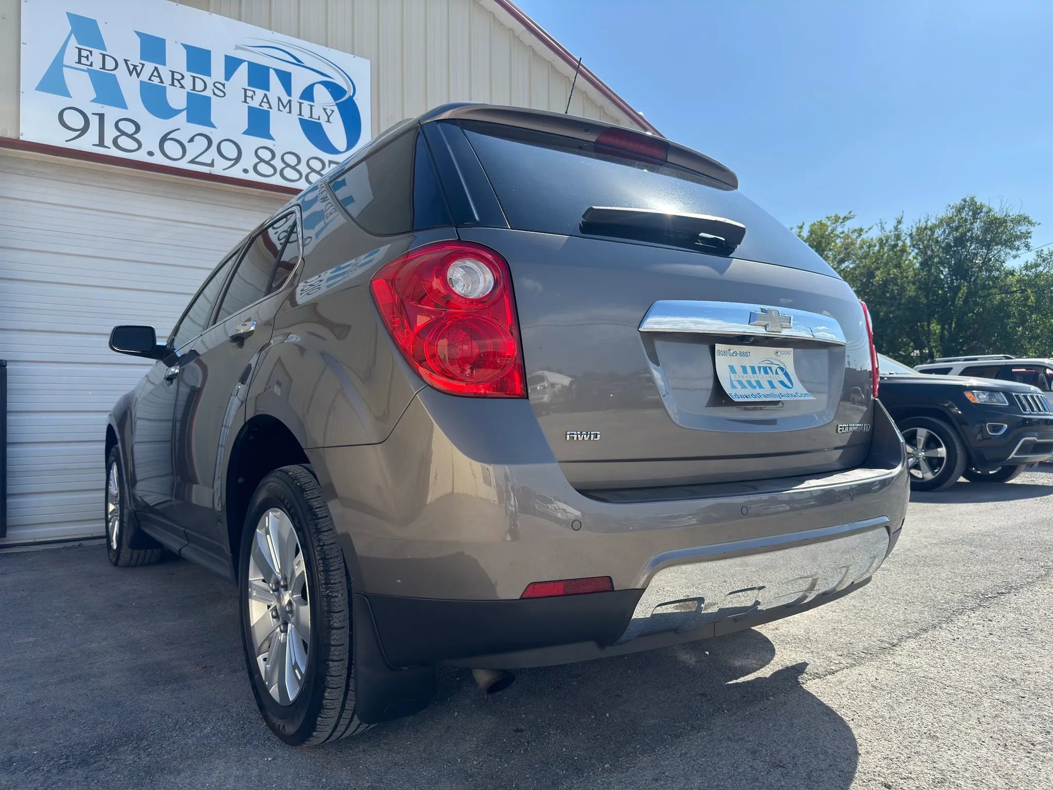 Used 2011 Chevrolet Equinox LTZ w/ LPO, Protection Package AWD/4WD image 20
