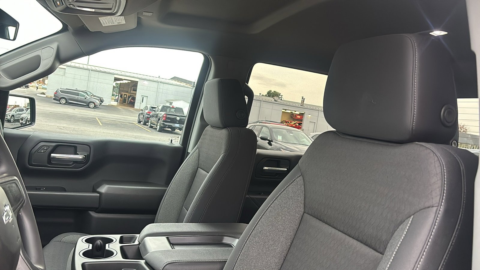 New 2026 Chevrolet Silverado 1500 Custom Trail Boss w/ Turbomax Blackout Package image 20
