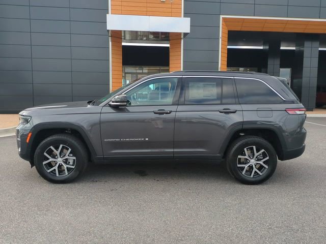 New 2025 Jeep Grand Cherokee Limited w/ Trailer Tow Package image 7
