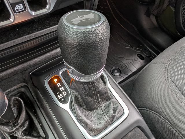 Used 2022 Jeep Wrangler Unlimited Sport AWD/4WD image 26