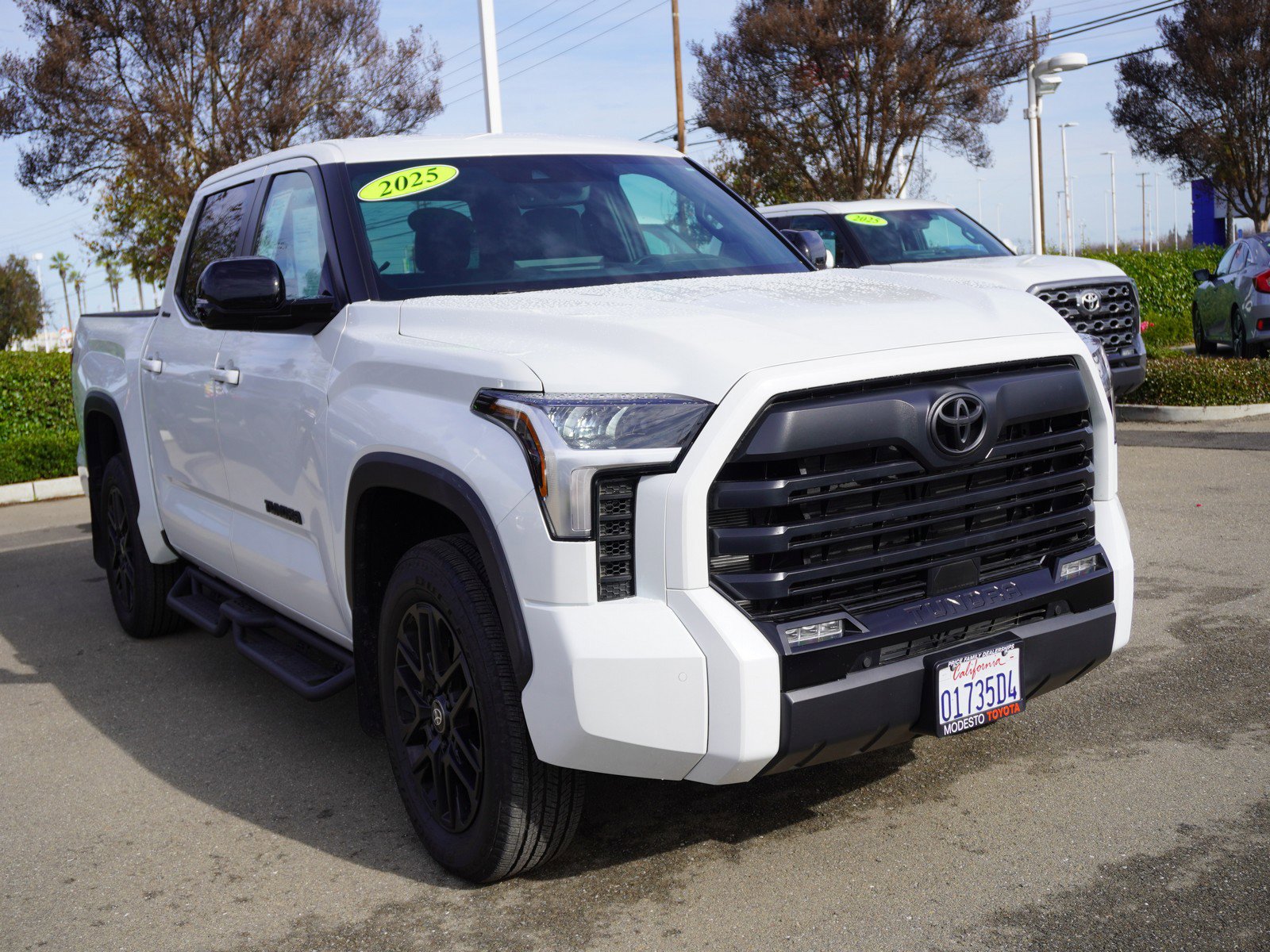 Used 2025 Toyota Tundra Limited image 1