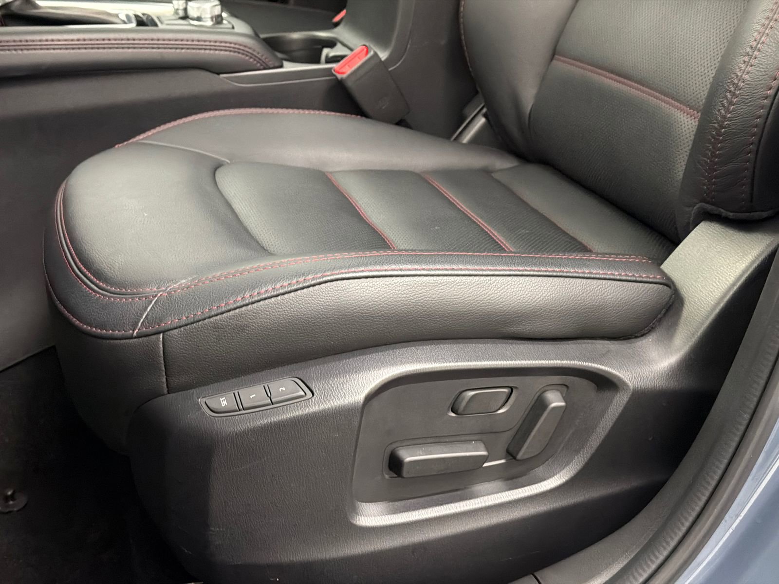 Certified 2025 MAZDA CX-5 Carbon Edition image 16