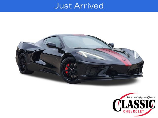 Used 2023 Chevrolet Corvette Stingray Preferred Cpe w/ Z51 Performance Package RWD image 3