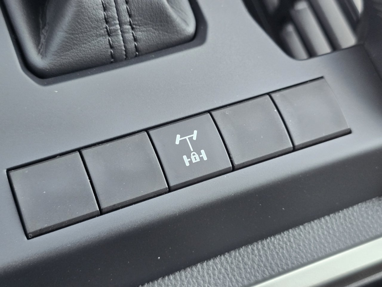 New 2026 Toyota Tacoma TRD Off-Road AWD/4WD image 9