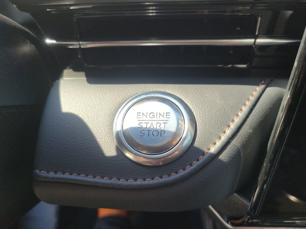 New 2026 Lincoln Nautilus Reserve AWD/4WD image 34