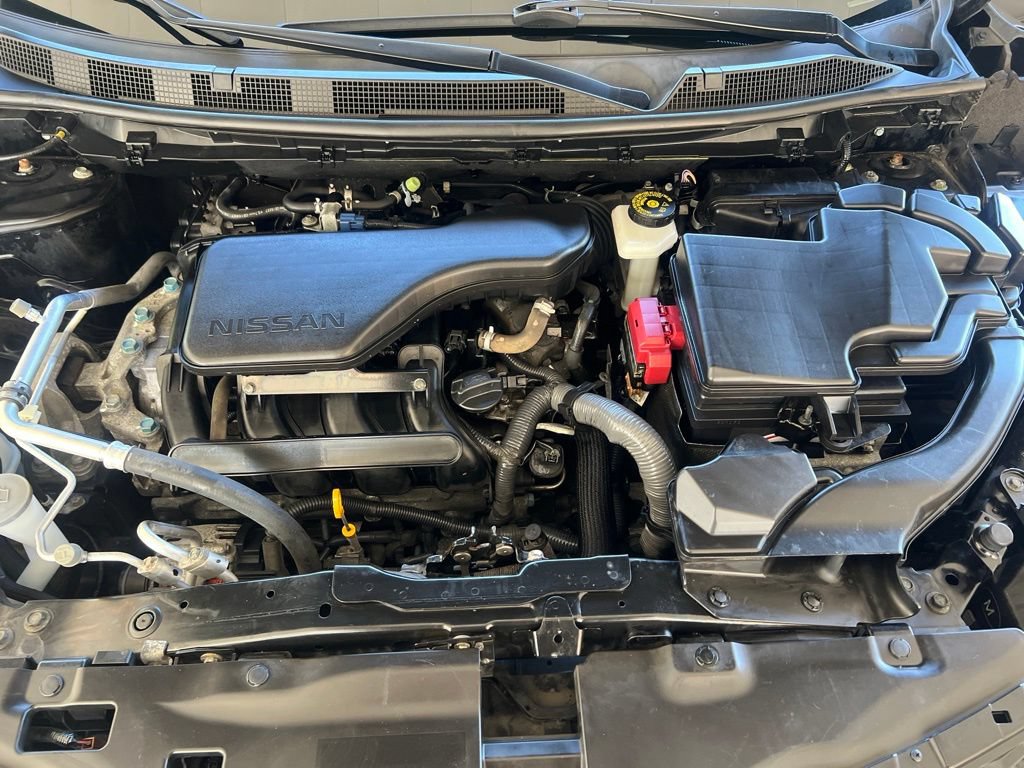 Used 2017 Nissan Rogue Sport SV AWD/4WD image 28