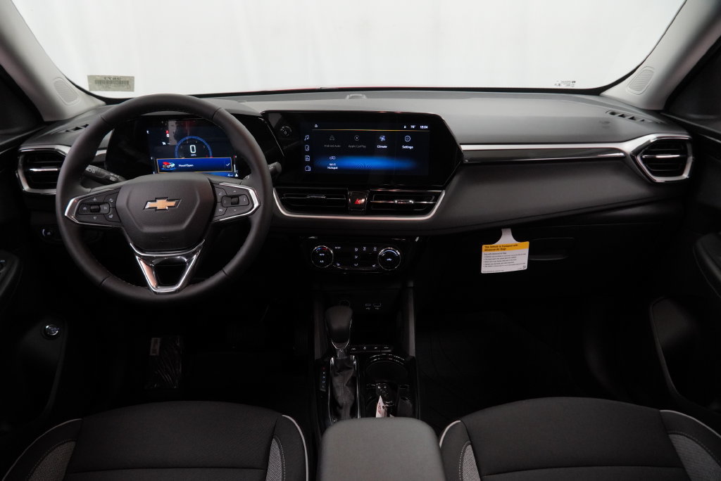 New 2026 Chevrolet TrailBlazer LT w/ Convenience Package AWD/4WD image 3