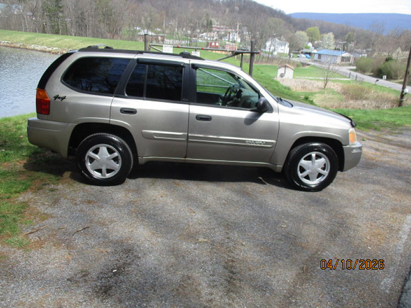 Used 2002 GMC Envoy SLE image 4