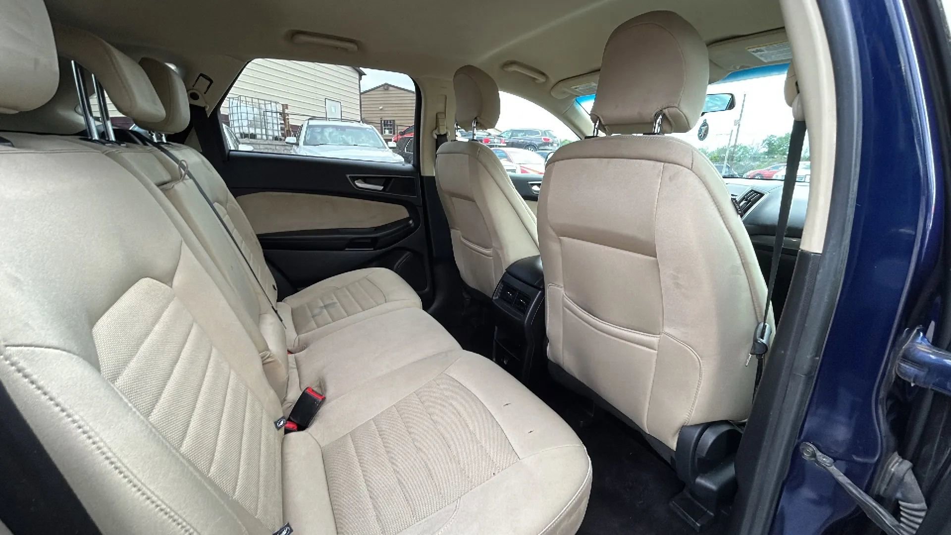 Used 2016 Ford Edge SE FWD image 34