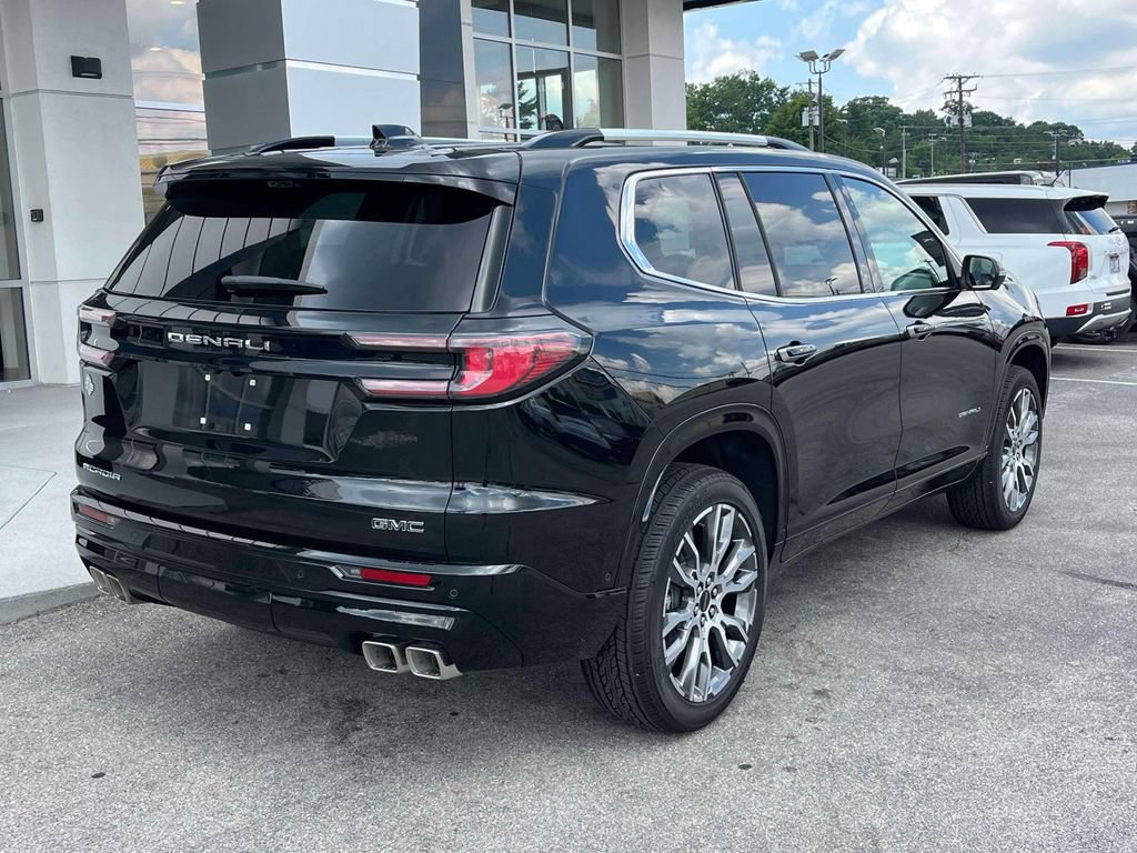 New 2026 GMC Acadia Denali Ultimate FWD image 3