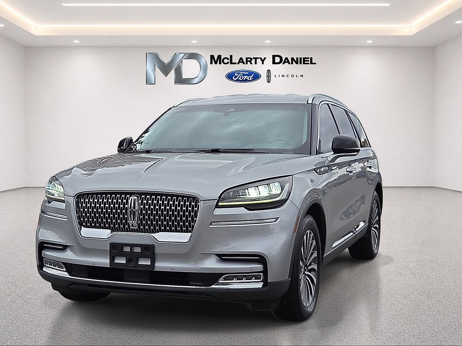 Used 2020 Lincoln Aviator Reserve w/ Elements Package Plus AWD/4WD video 2
