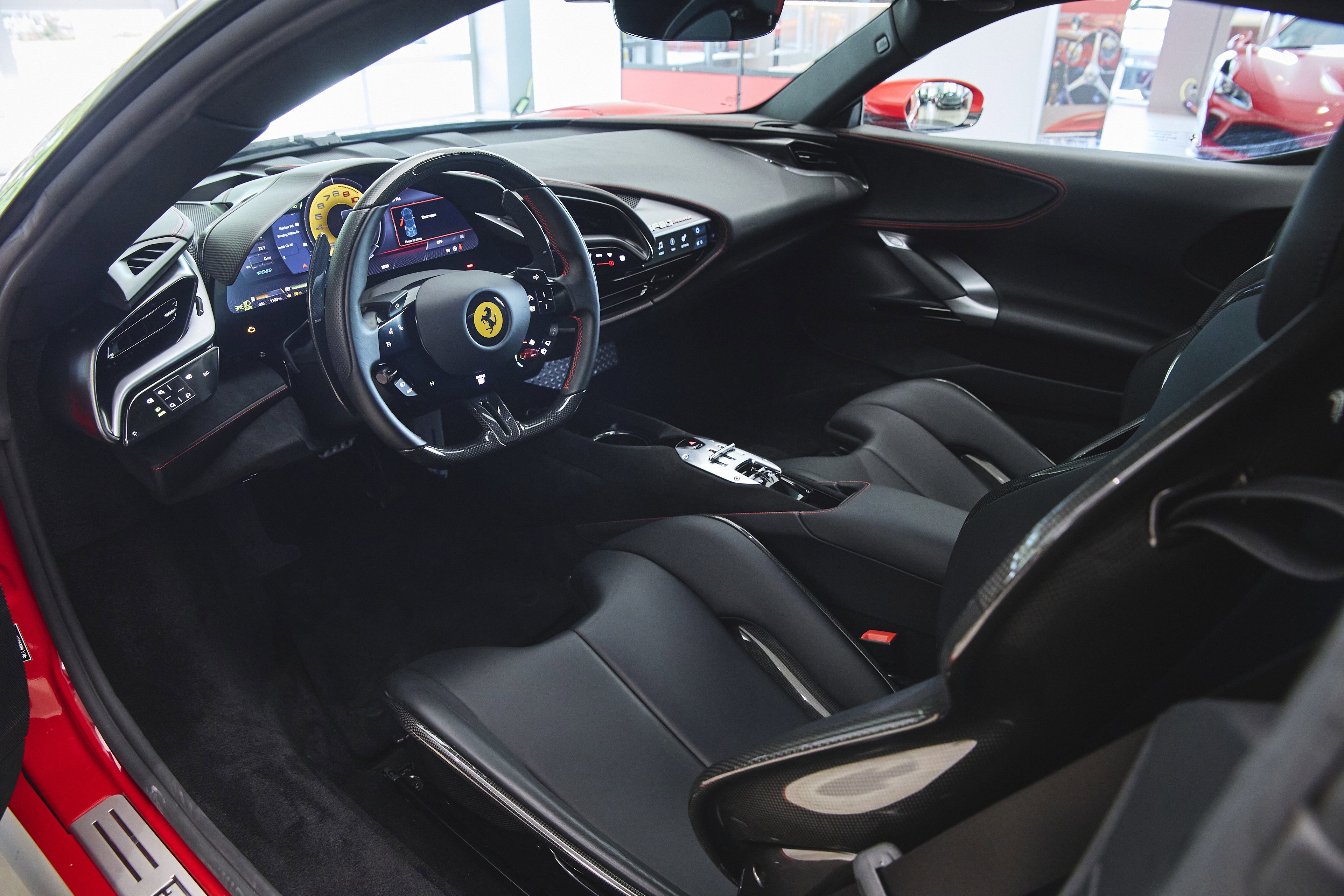 Used 2022 Ferrari SF90 Stradale image 9