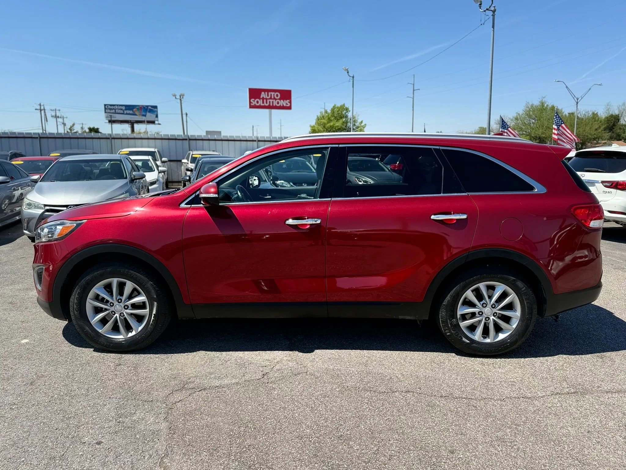 Used 2017 Kia Sorento LX w/ LX Convenience Package image 6