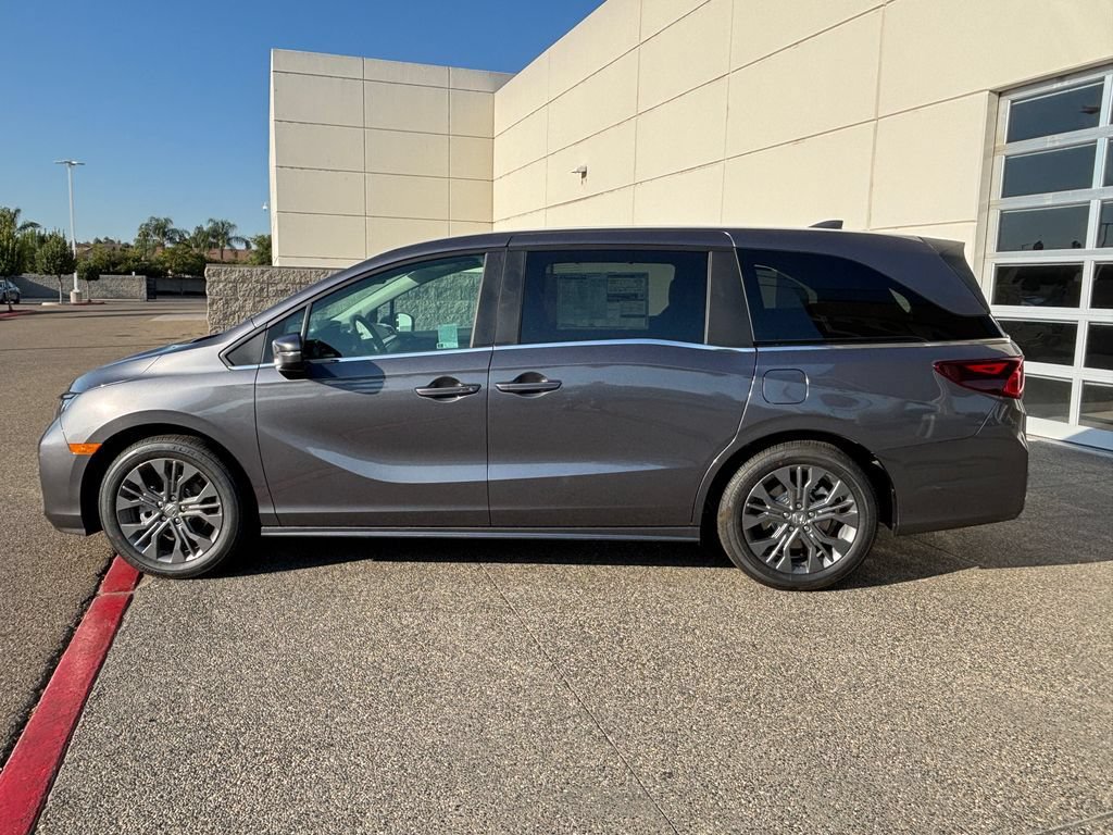 New 2026 Honda Odyssey Touring image 8