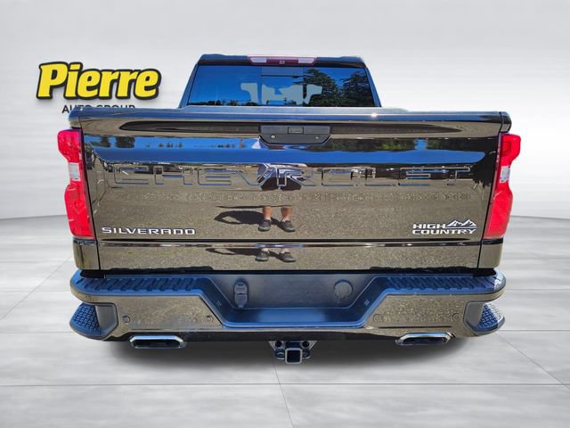 Used 2019 Chevrolet Silverado 1500 High Country w/ Technology Package AWD/4WD image 4