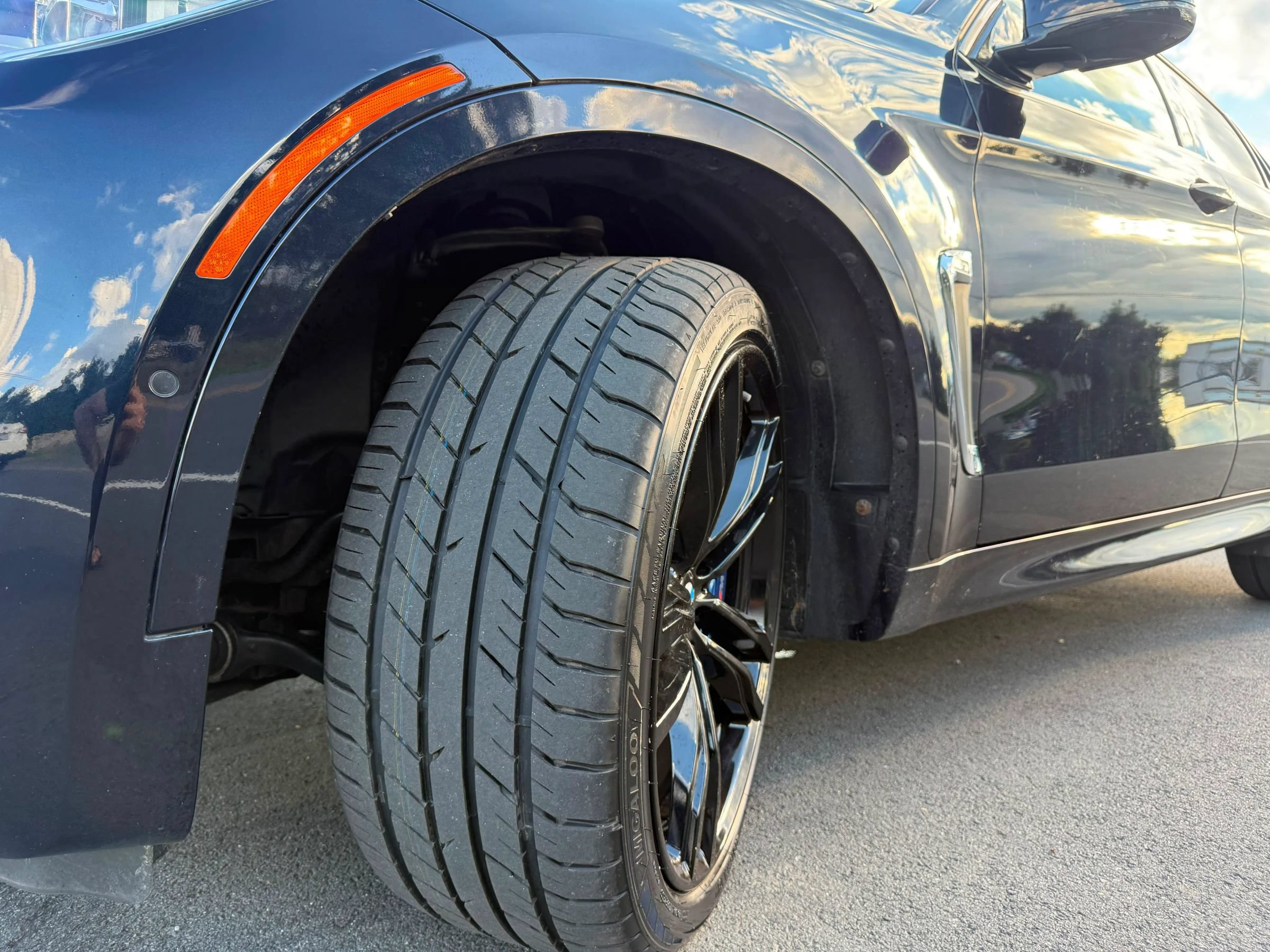 Used 2019 BMW X6 M w/ Executive Package AWD/4WD image 31