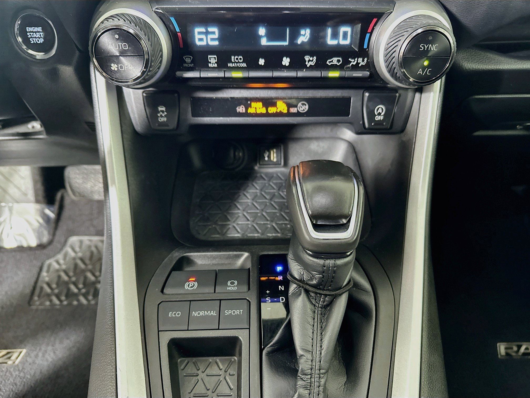 Certified 2023 Toyota RAV4 XLE Premium FWD image 23