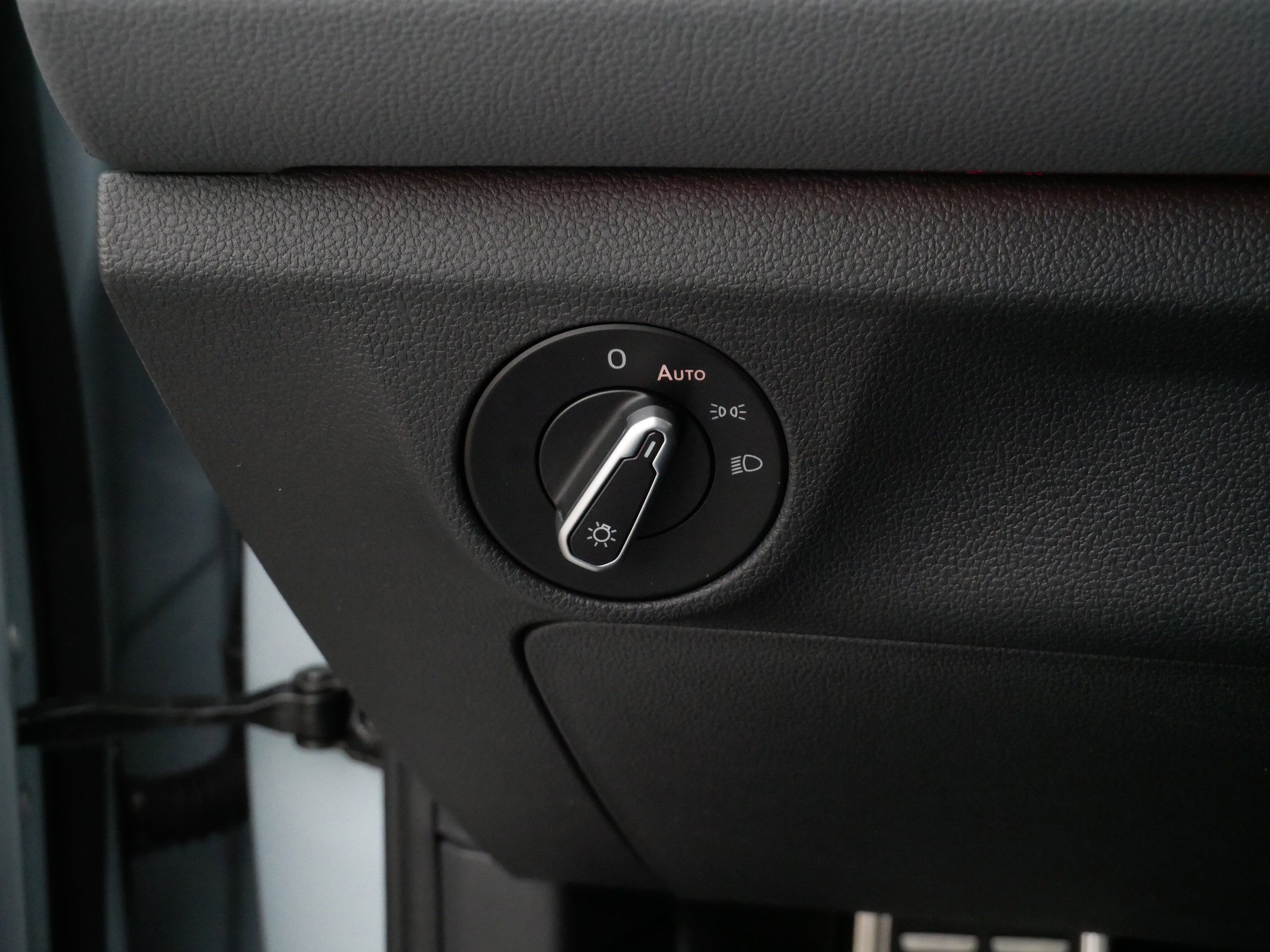 Certified 2025 Volkswagen Jetta GLI Autobahn image 27