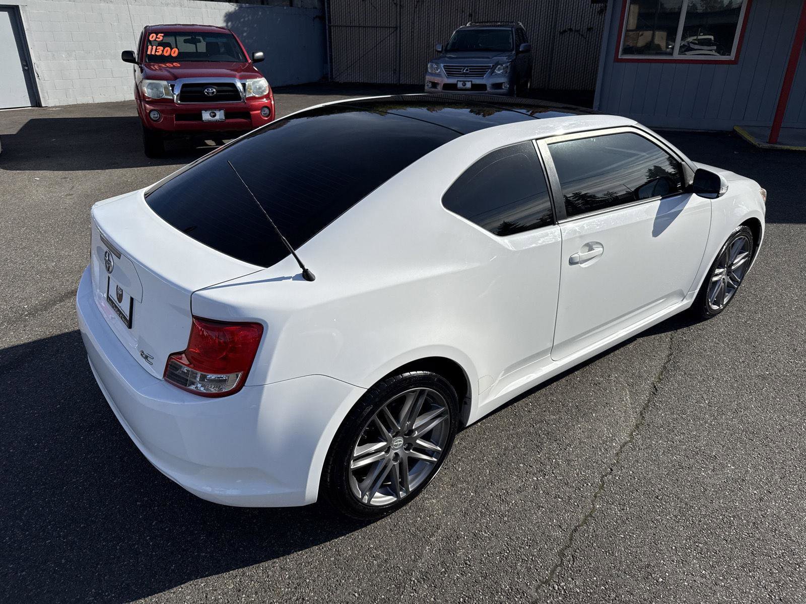 Used 2013 Scion tC image 8