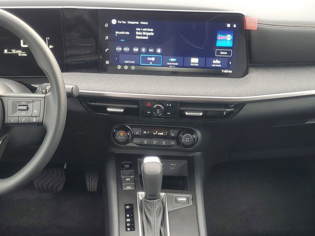 New 2026 Nissan Kicks SV image 25