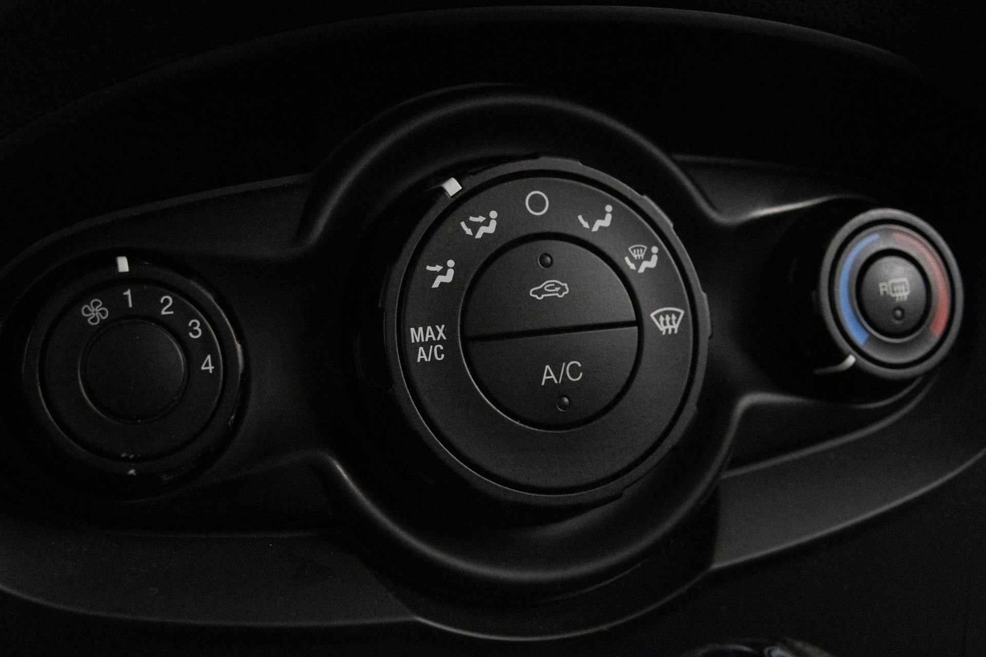 Used 2012 Ford Fiesta SE FWD image 23