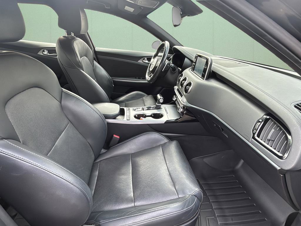 Used 2020 Kia Stinger GT image 40