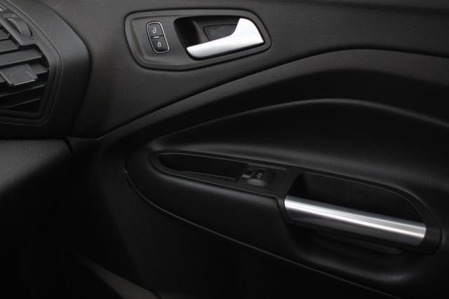 Used 2019 Ford Escape SE image 20