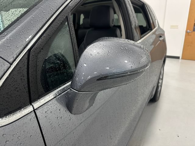 Used 2020 Buick Envision Essence w/ Experience Buick Package AWD/4WD image 10