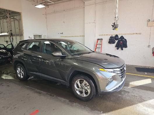Used 2023 Hyundai Tucson SE AWD/4WD image 1